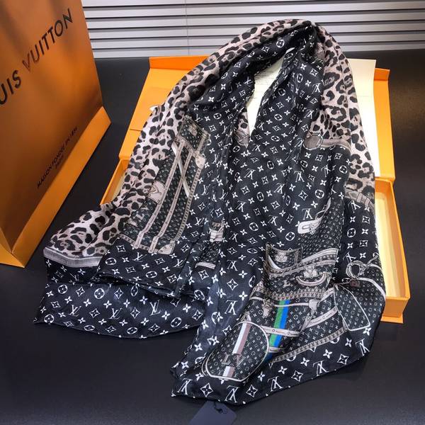 Louis Vuitton Scarf LVC00534